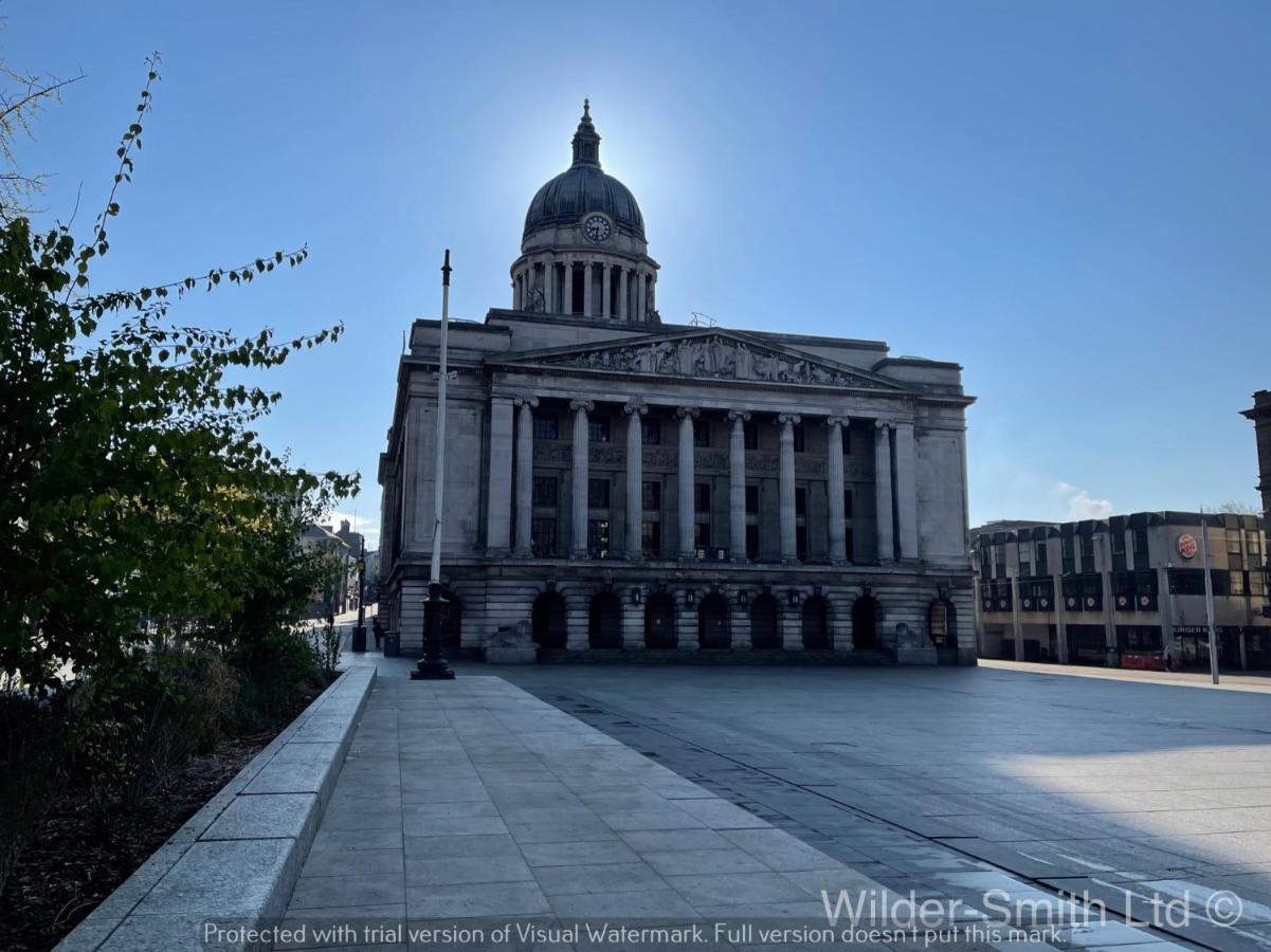 Central Nottingham Gem - Luxurious 2-Bed Apartment Eksteriør bilde